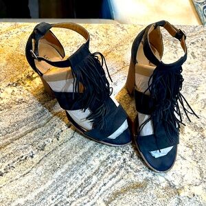 Lucky Brand navy suede heels